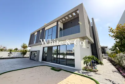 Brand New | Huge Built Up Area | Vacant