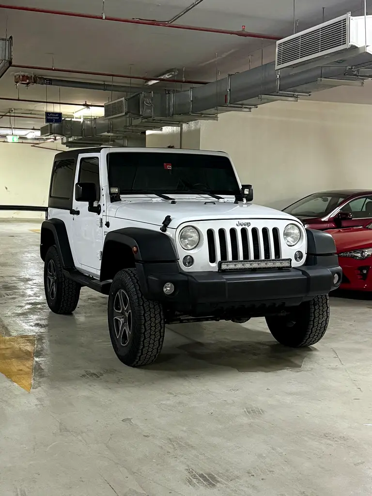 Jeep Wrangler 2017 — photo 1 of 6