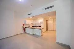 √VACANT NOW | Furnished | Mid Level√