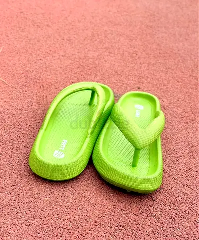 Neon Green Foam Flip Flops - Comfortable Casual Sandals