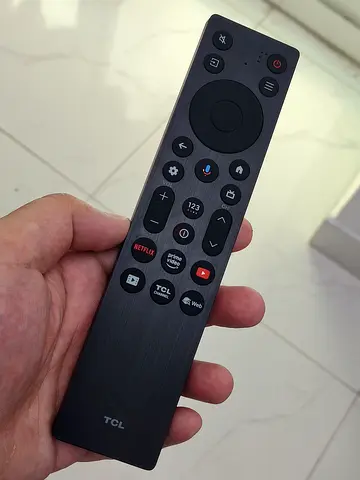 32 inch TCL TV with Remote Control - Good Working Condition