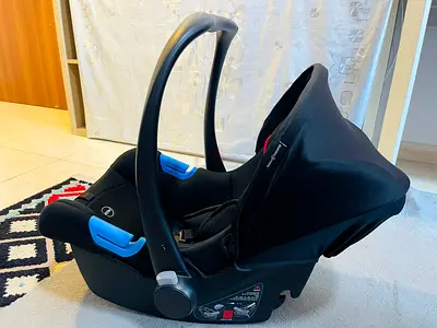 Baby car seat