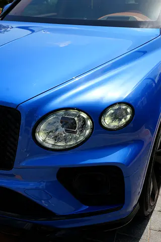 2021 Bentley BENTAYGA — миниатюра 14