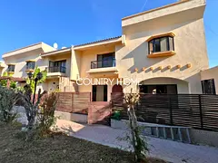 Spacious 4-Bedroom Villa in Jumeirah 3
