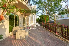 Spacious 4 Bedroom Villa Seashore Perfect Family Home