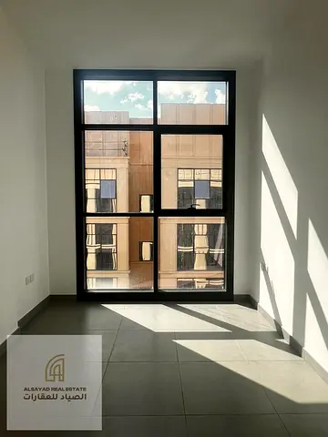 فرصة للجادين فقط أول ساكن ادفع 70% من قيمة العقار واستلام فوري