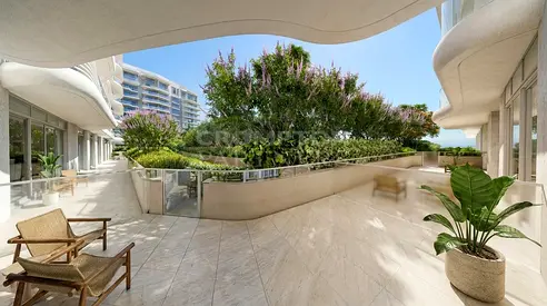 Spacious Classy 1BR | Ocean View | Luxurious