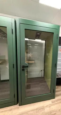 Booth or Acoustic Pod for office
