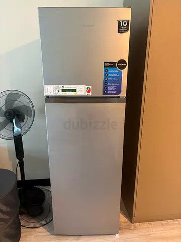 Silver two-door refrigerator, good condition 198 Liter