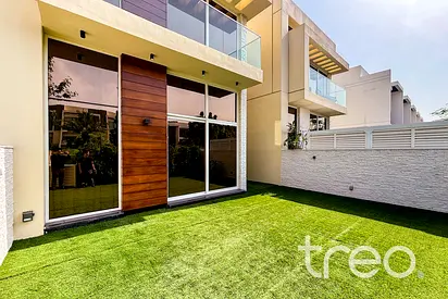 Upgraded | Spacious | Vacant | Landscaped