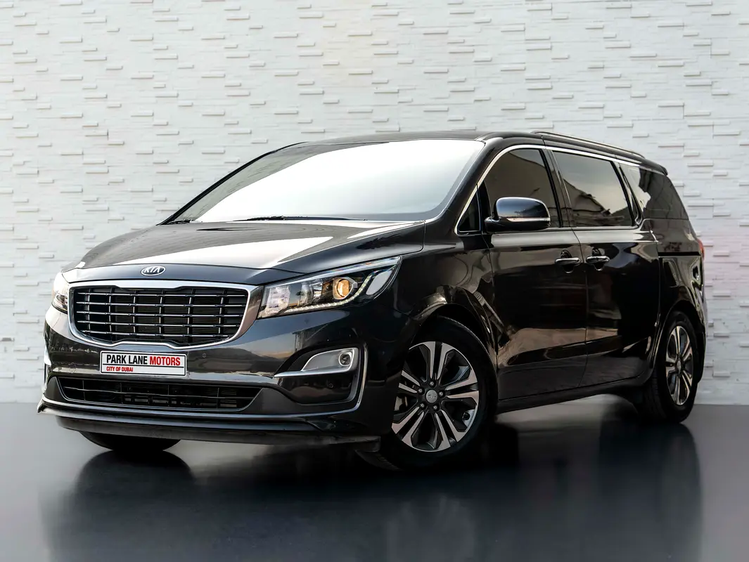 Kia Grand Carnival 2021 — photo 1 of 19