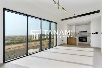 Brand New | With Kitchen Appliance | Vacant