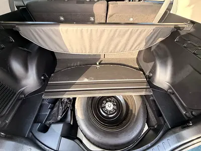 2017 Toyota RAV 4 — фото 16