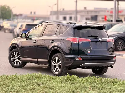 2017 Toyota RAV 4 — фото 19