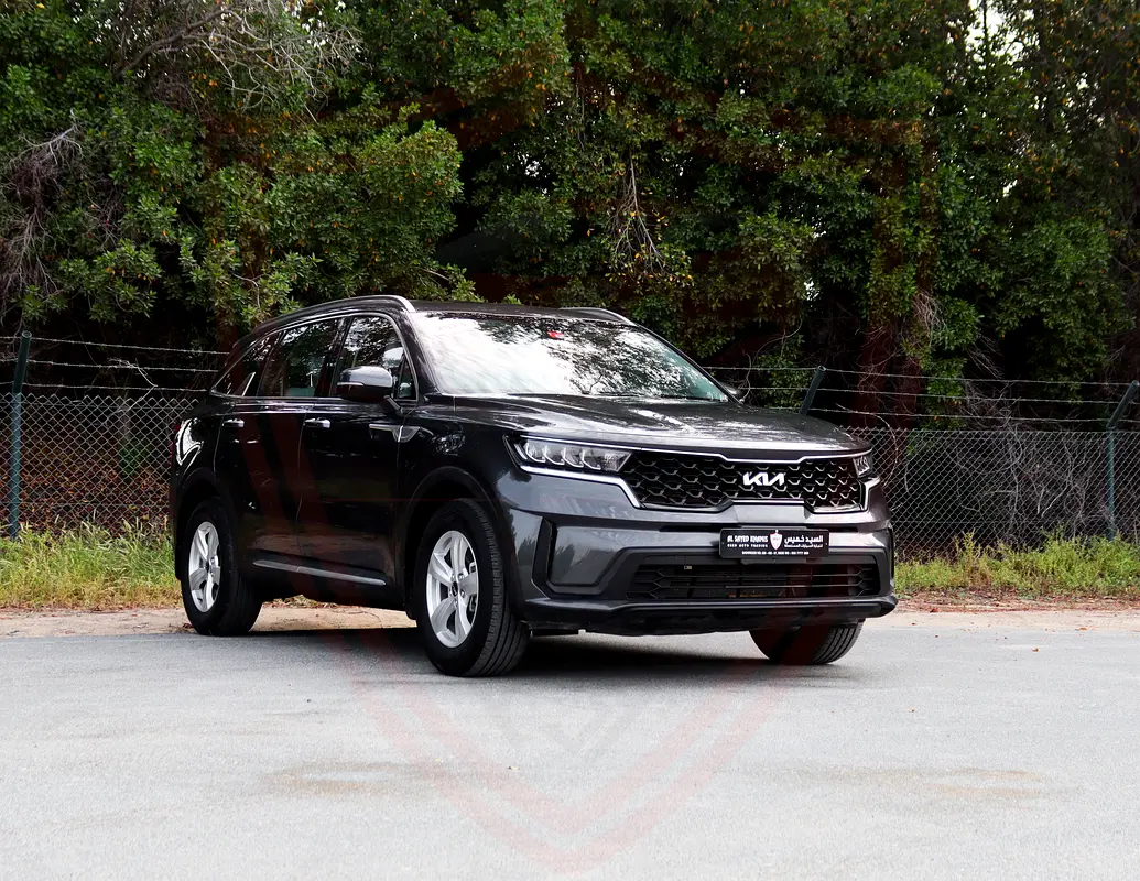 Kia Sorento 2023 — photo 1 of 20