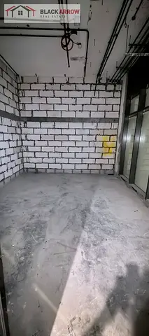 Retail For Rent | Prime Location | Spacious Layout