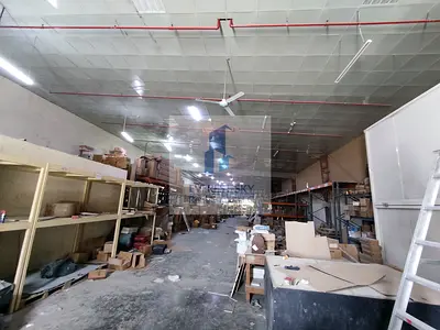 Top Quality MAIN ROAD FACING Warehouse for URGENT LEASE !!