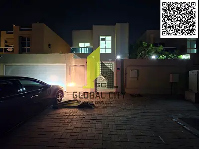 فيلا مستقلة للإيجار في زاهية، تتكون من 4 غرف نوم رئيسية، مساحة الأرض 3014 قدم مربع، المساحة المبنية 2650 قدم مربع، فيلا قديمة، الإيجار 80,000 جنيه مصر