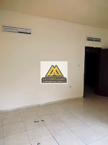 متااحه الان اجمل الشقق موقع ممتاز جدا و مناسب للجميع مع صيانه ع المالك فري بنايه عائلات فقط