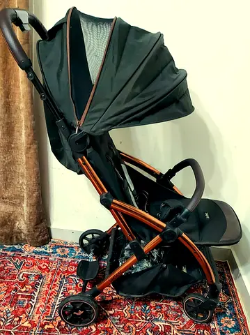 Leclerc Air cabin New condition with rain cover from birth to 4 years