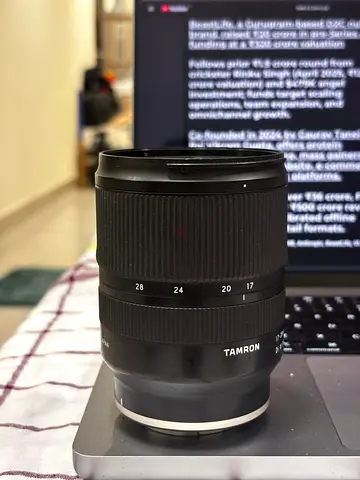 Tamron 17-28mm f/2.8 (Wide-Angle Zoom) - Good Condition