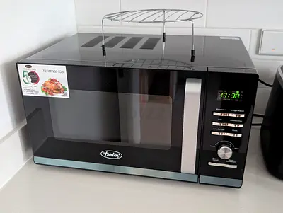 countertop microwave oven - perfect working condition