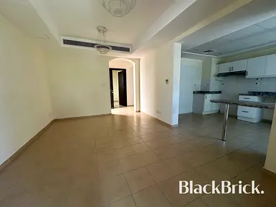 2B + study | Quiet location | Vacant now