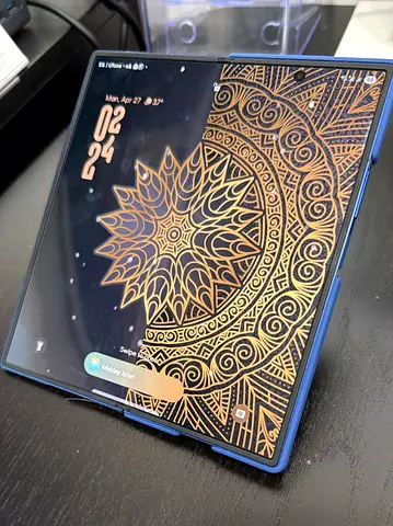 Samsung Galaxy Z Fold 7 (International Version – Indonesia) in Blue Shadow color
