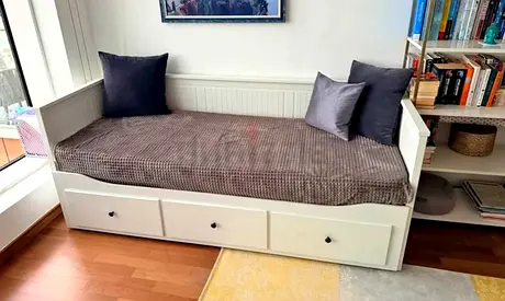 Ikea Day bed with two mettreses available in perfect condition
