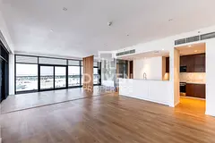 Extended Living Room | High Floor | Vacant