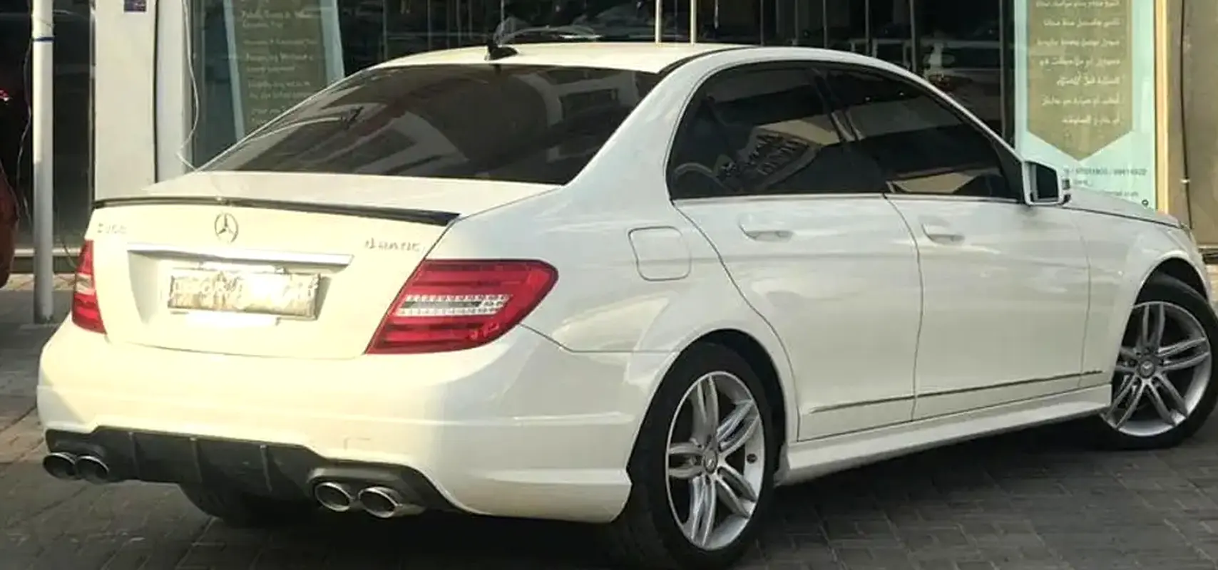 Mercedes-Benz C-Class 2012 — photo 1 of 3