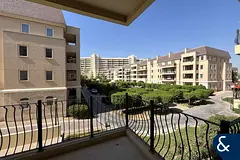 Spacious | Renovated | Garden Facing