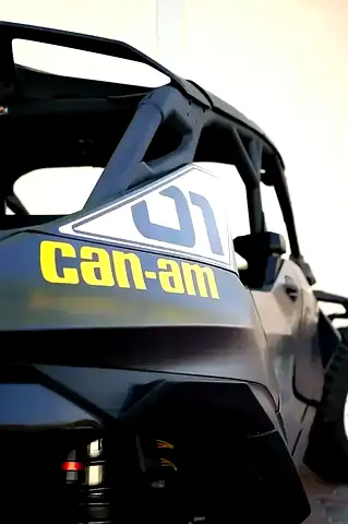 2026 CAN-AM MAVERICK photo 13