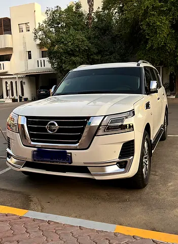 V8 very clean car agency full service low mileage original paint
