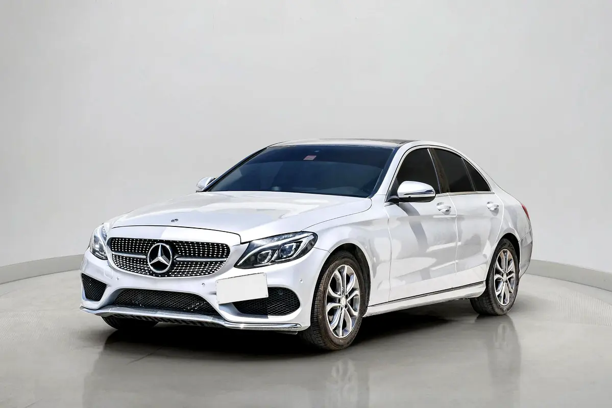 Mercedes-Benz C-Class 2015 — photo 1 of 17