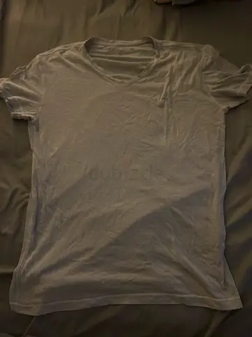 Size M Light grey short-sleeve cotton T-shirt - good condition