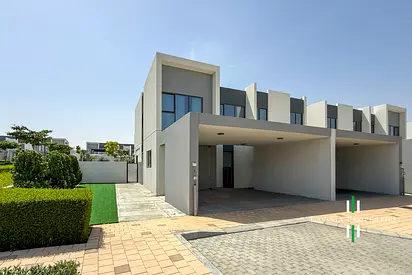 END UNIT | BIG PLOT | VOT | VASTU | OPEN FOR OFFER