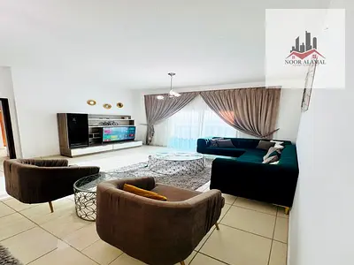 الشارقه الممزر . غرفه وصاله ومطبخ وحمامين  فرش سوبر ديلوكس  مساحه كبيره .اطلاله ع بحيرة الممزر السعر 4800 مع انترنت فقط