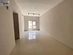 First occupant | Central air conditioning | Balcony | Built-in wardrobes | Free maintenance