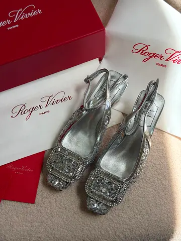 Roger vivier women sandal