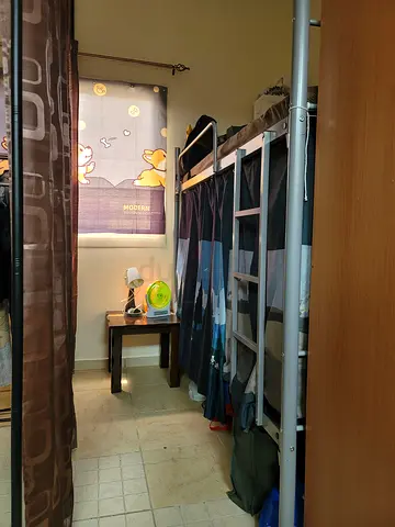 Lady kabayan bedspace near MOE al barsha 1