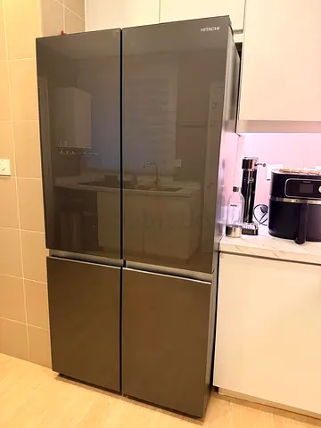 Hitachi latest model 4 door fridge freezer same like new condition perfect working