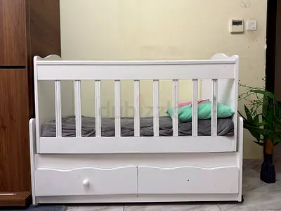 Baby cot