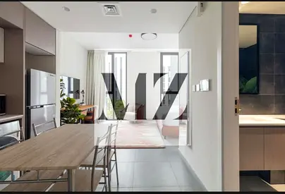 شقة استديو مفروش للبيع بالاثاث و المعدات في الشارقة - الجادة 📍 الموقع : الجادة البوليفارد 3 📐 المساحة : 380 sqft