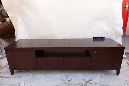 (122) Modern, Low-Profile Media Console
