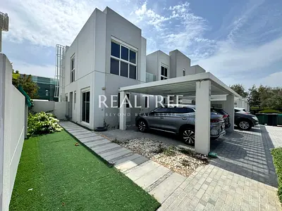Semi detached 4BR + Maid | Near Amenities | Vacant on transfer