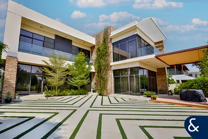 VD2 | 6 BED +M+D | VACANT NOW | GOLF VIEW