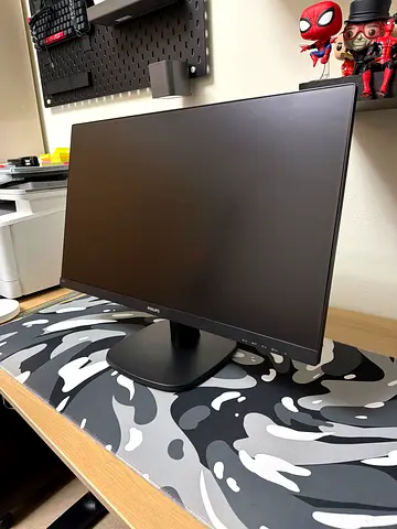 Philips 27” Inch Monitor – 273V7QDAB – Full HD IPS – Excellent Condition + HDMI