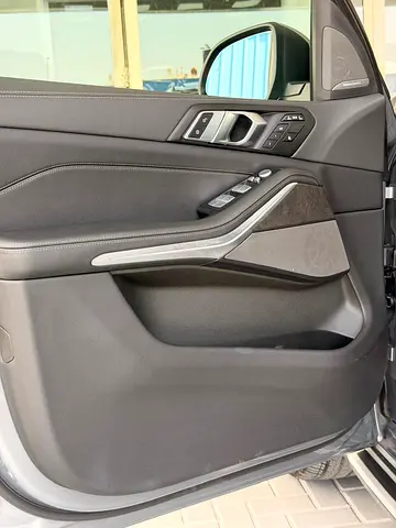 BMW X7 xDrive40i, миниатюра 15