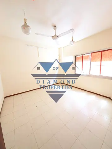 Don't miss last unit studio with split ac fitted ,side kitchen just in 18k abu shagara